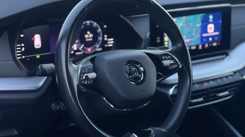 SKODA Octavia -