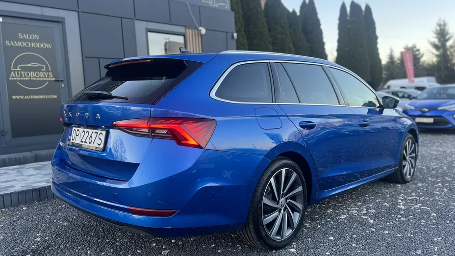 SKODA Octavia -