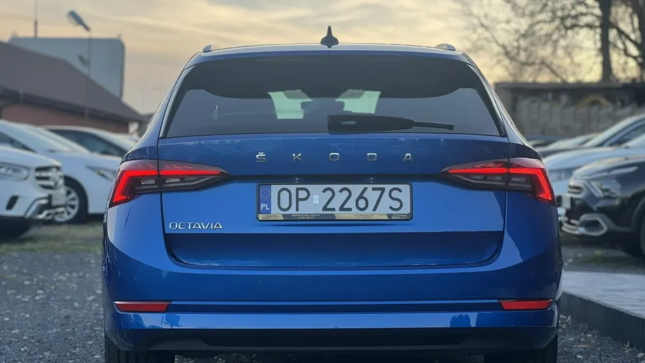 SKODA Octavia -