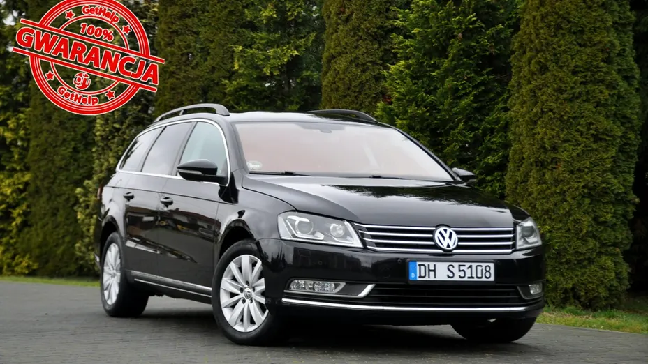 VOLKSWAGEN Passat -