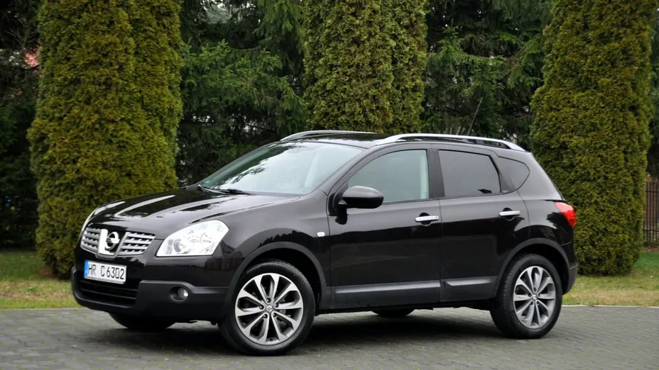 NISSAN Qashqai -