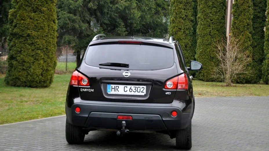 NISSAN Qashqai -