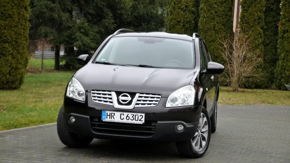 NISSAN Qashqai -