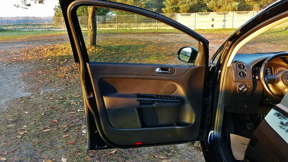 VOLKSWAGEN Golf Plus -