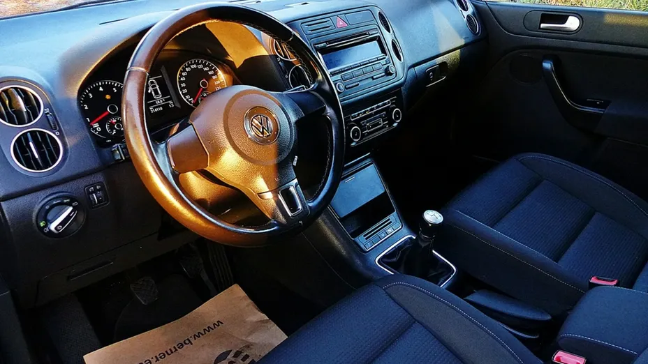 VOLKSWAGEN Golf Plus -