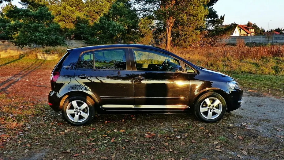 VOLKSWAGEN Golf Plus -