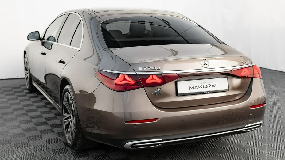 MERCEDES-BENZ E Klasa -