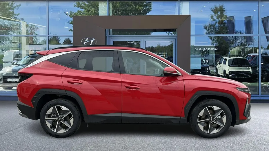HYUNDAI Tucson -