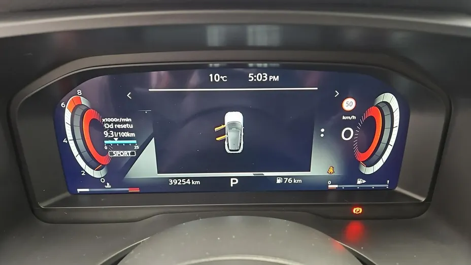 NISSAN Qashqai -