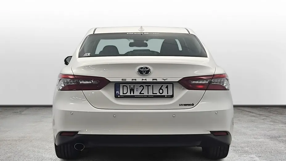 TOYOTA Camry -