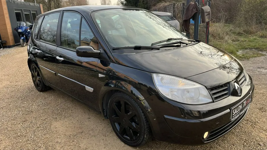 RENAULT Scenic -