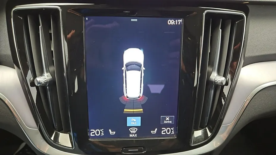 VOLVO V60 -