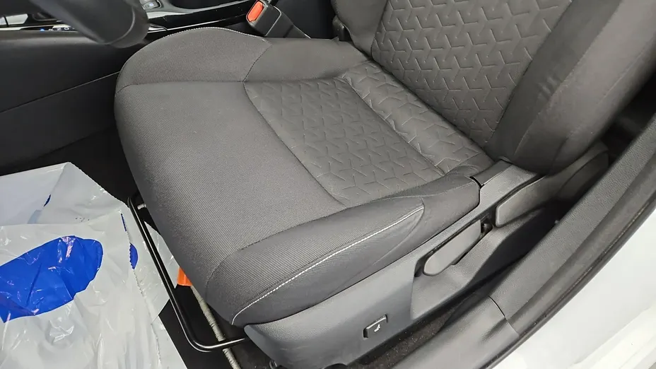 TOYOTA Corolla -