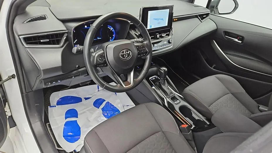 TOYOTA Corolla -