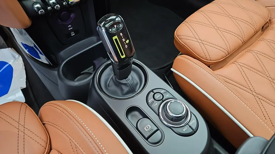 MINI Cooper -
