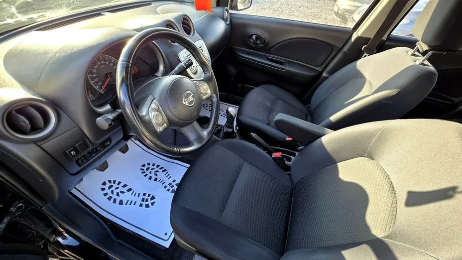 NISSAN Micra -