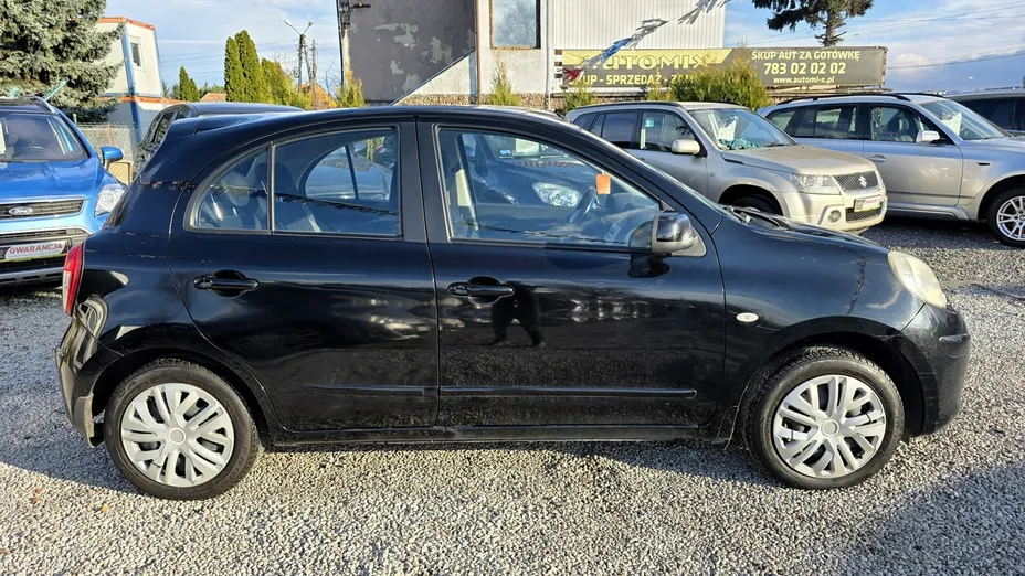 NISSAN Micra -