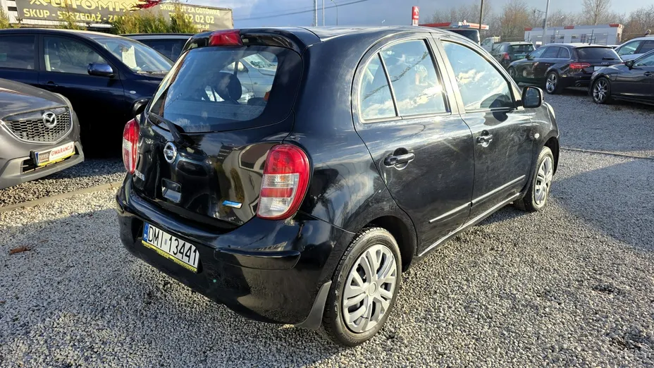 NISSAN Micra -