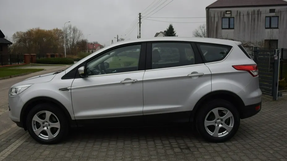 FORD Kuga -