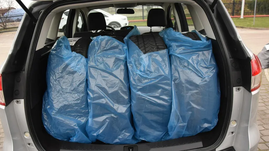FORD Kuga -