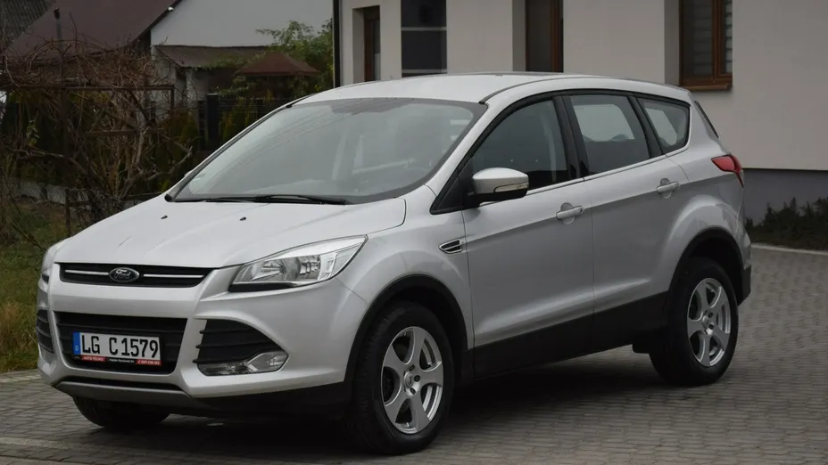 FORD Kuga -