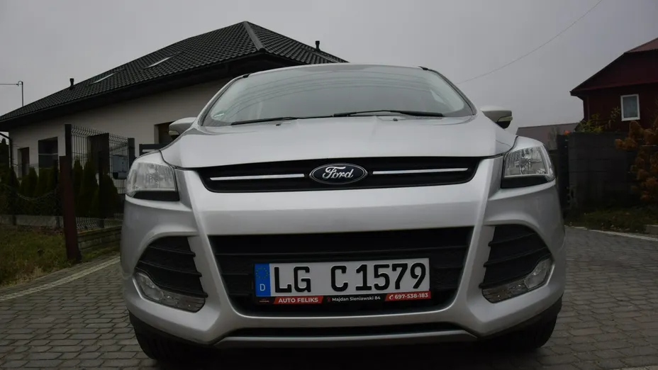 FORD Kuga -