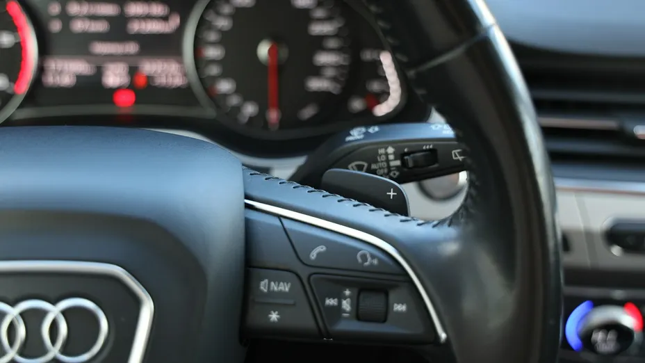 AUDI Q7 -