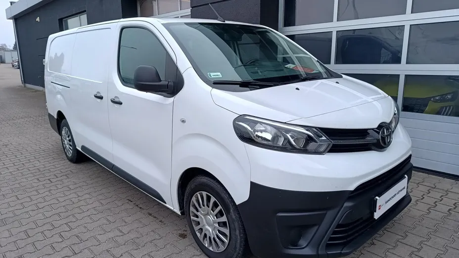 TOYOTA Proace -