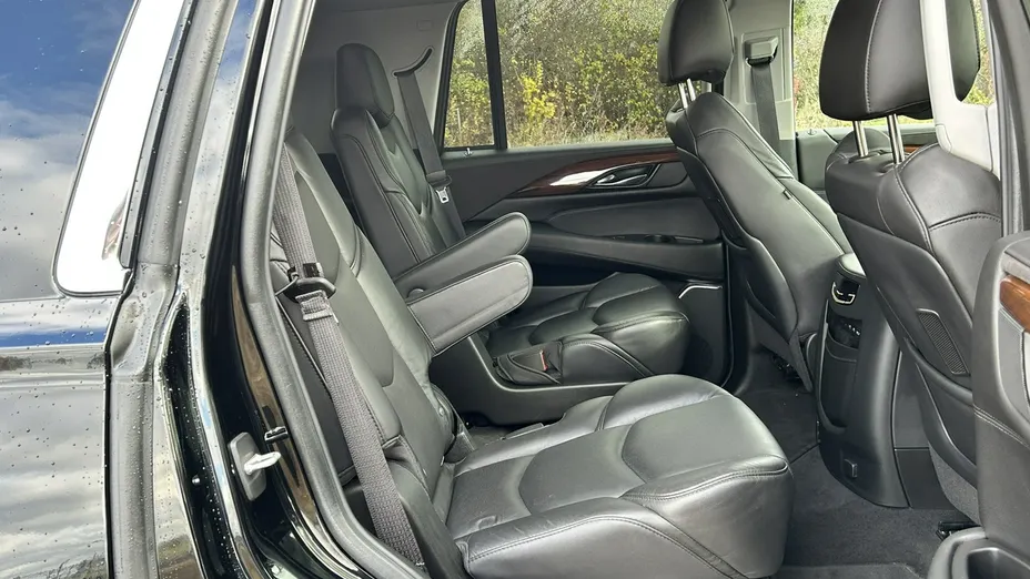 CADILLAC Escalade -