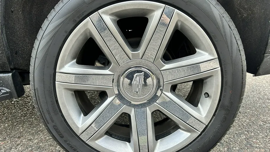 CADILLAC Escalade -