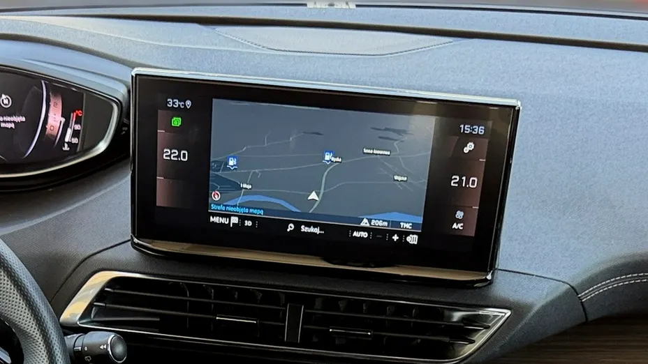 PEUGEOT 5008 -