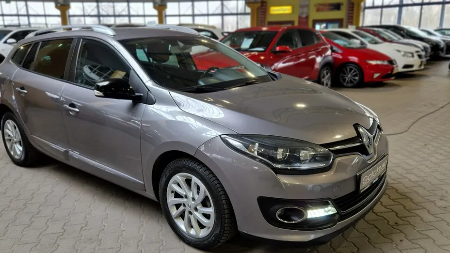 RENAULT Megane -