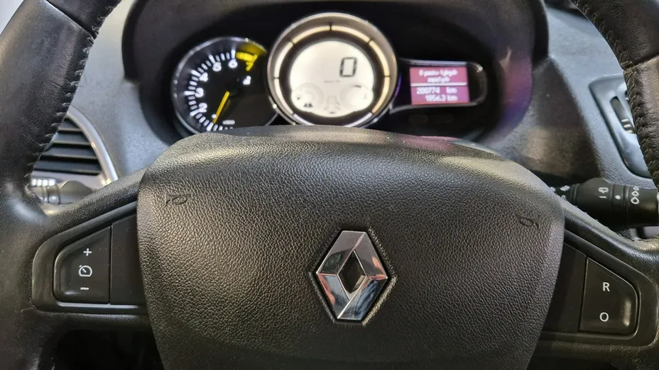 RENAULT Megane -
