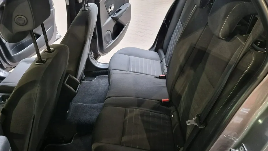 RENAULT Megane -