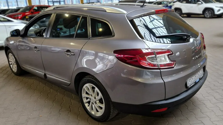 RENAULT Megane -
