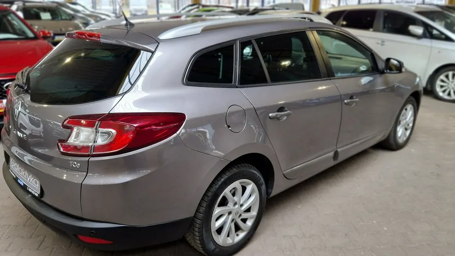 RENAULT Megane -