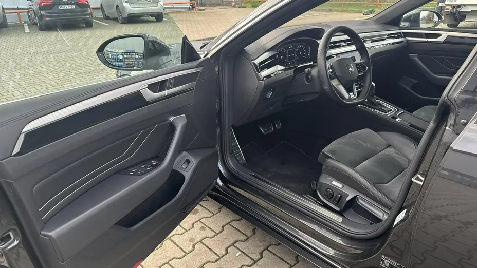VOLKSWAGEN Arteon -