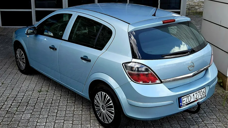 OPEL Astra -