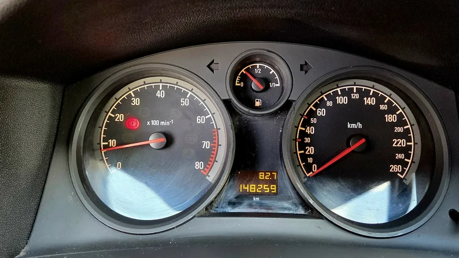 OPEL Astra -