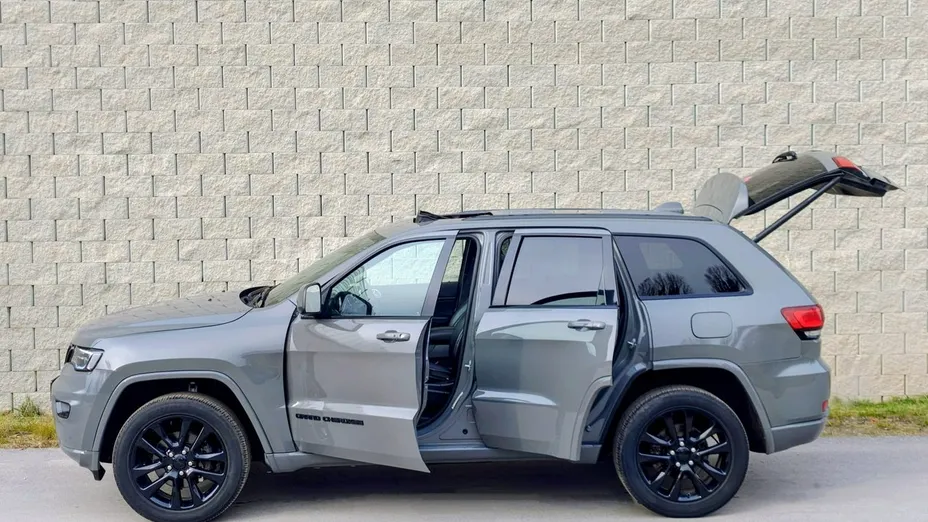 JEEP Grand Cherokee -