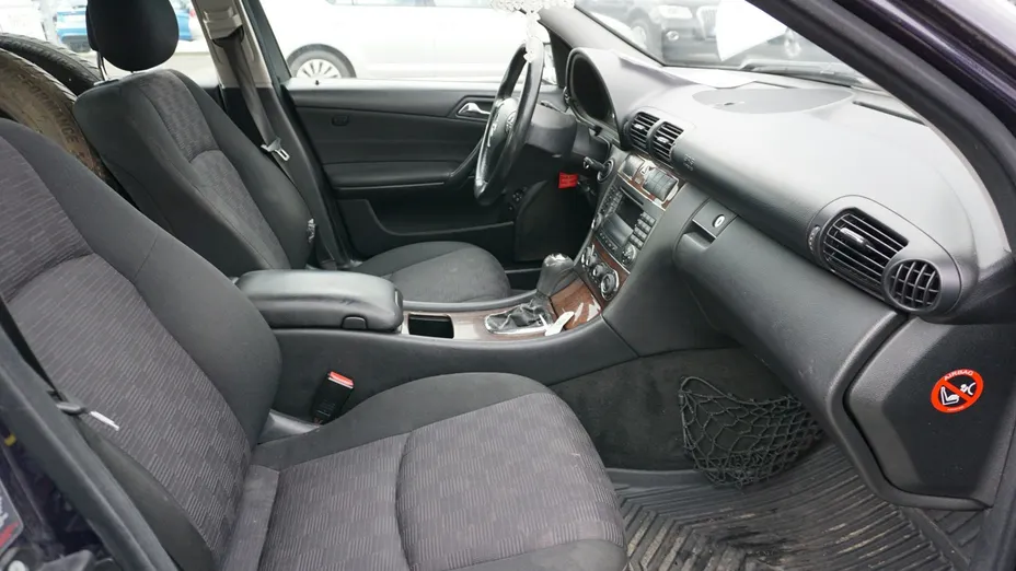 MERCEDES-BENZ C Klasa -