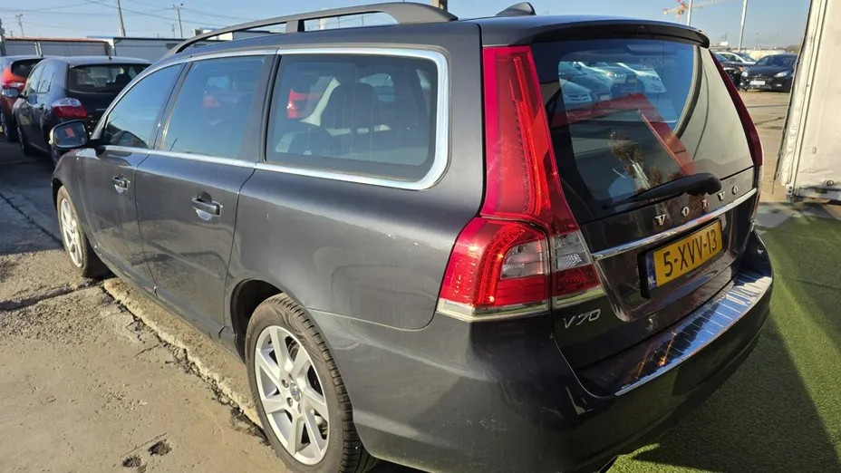 VOLVO V70 -