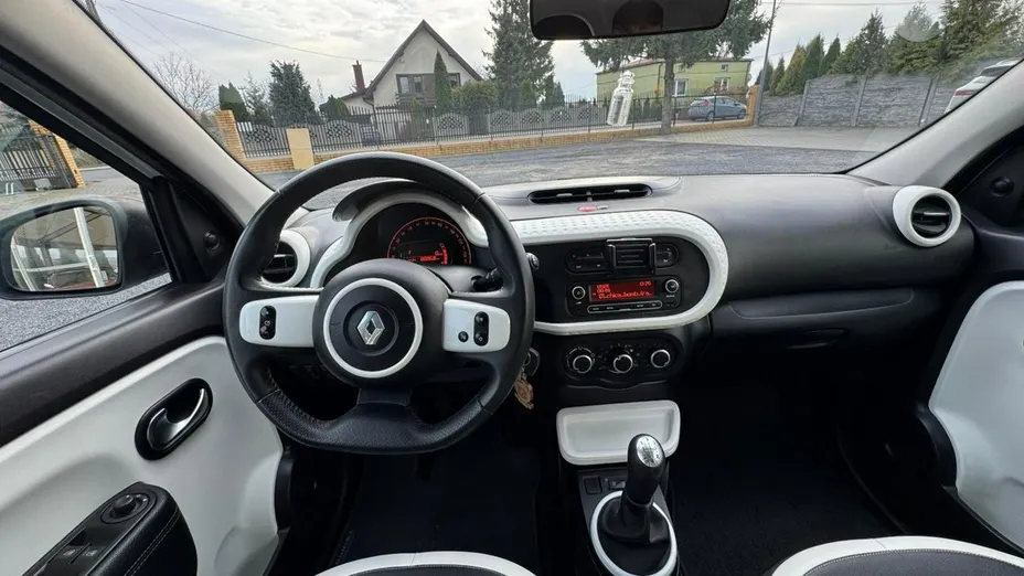 RENAULT Twingo -