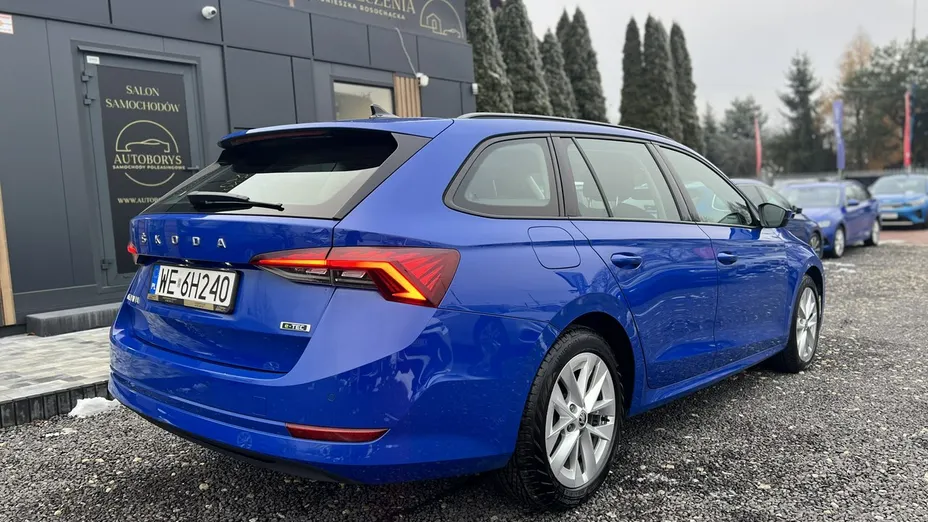 SKODA Octavia -