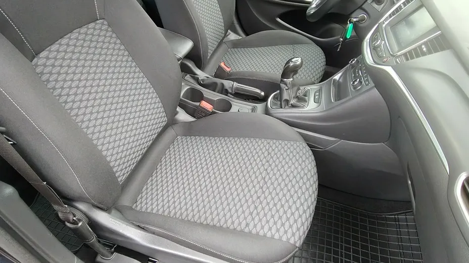 OPEL Astra -