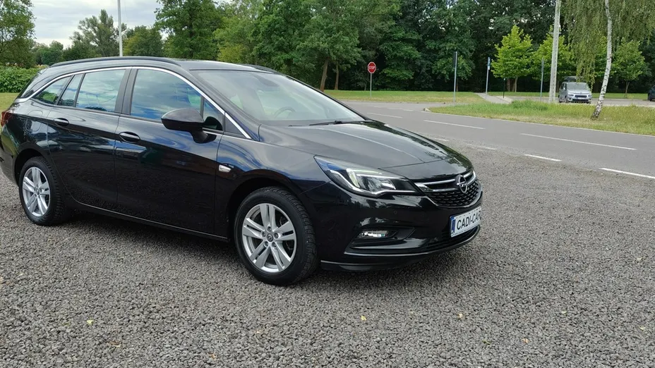 OPEL Astra -