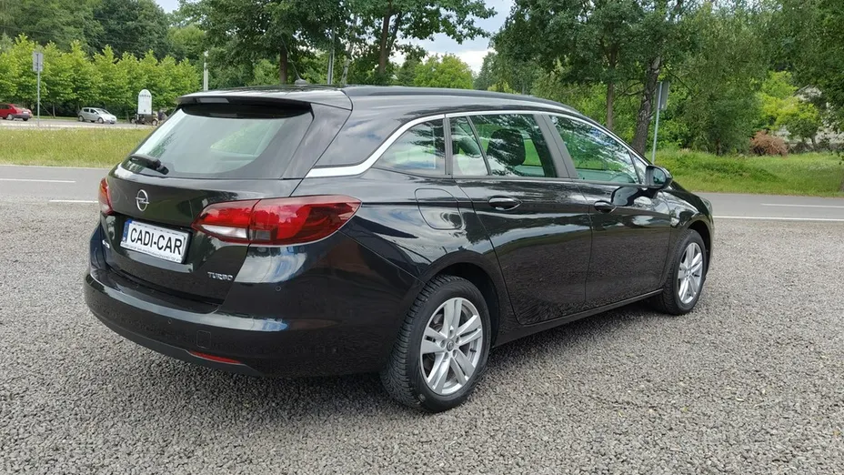 OPEL Astra -