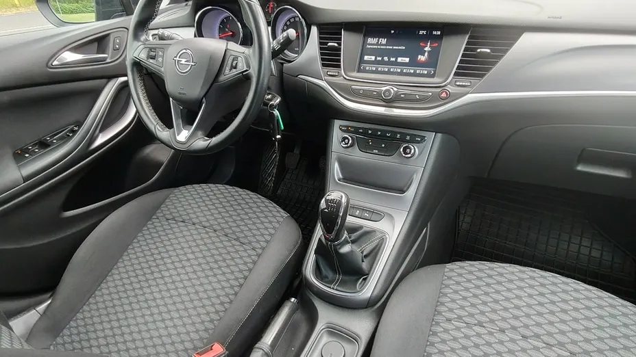 OPEL Astra -
