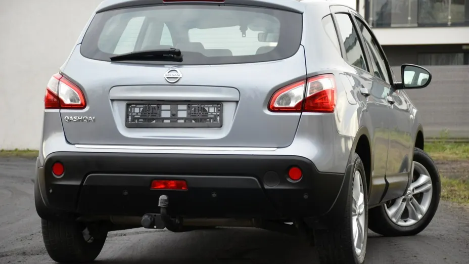 NISSAN Qashqai -