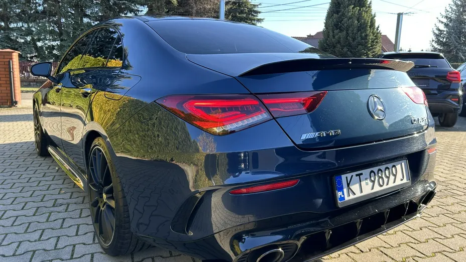 MERCEDES-BENZ CLA -